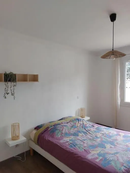 Maison 3 Chambres Avec Jardin Et Piscine A Deux Pas D'Avignon Vedène 0*,  Fransa