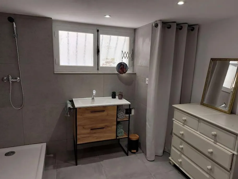 Maison 3 Chambres Avec Jardin Et Piscine A Deux Pas D'Avignon Vedene 0*,
