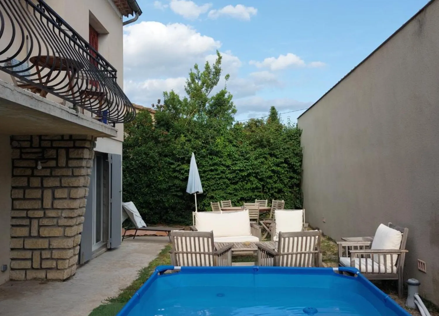 Maison 3 Chambres Avec Jardin Et Piscine A Deux Pas D'Avignon Vedene